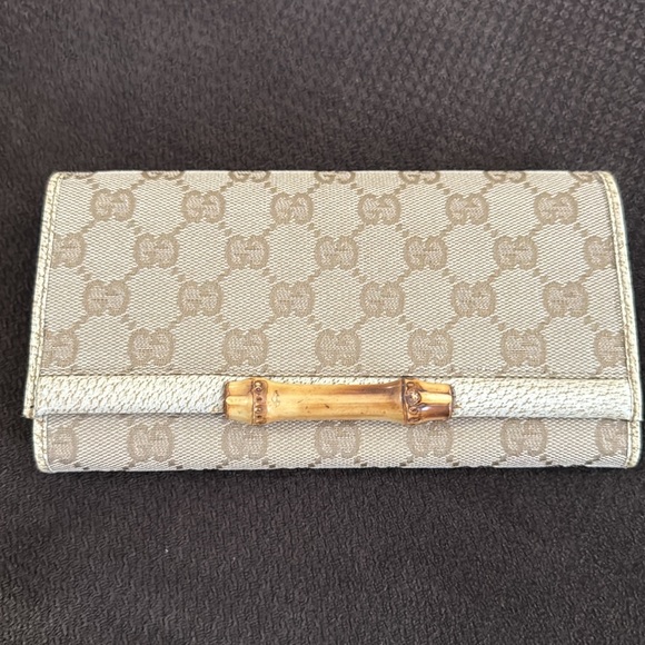 Gucci monogram GG bamboo jacquard canvas and leather continental snap wallet - Picture 14 of 16